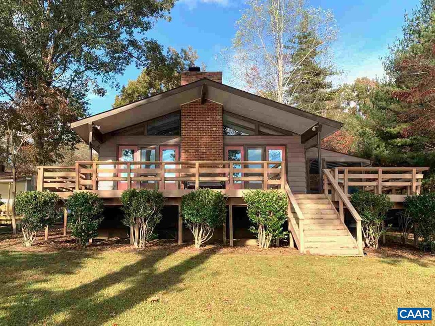 1305 N Lakeshore Dr, Louisa, VA 23093 - photo 1