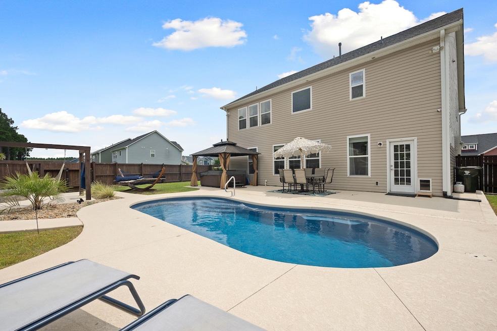Sold $575,000