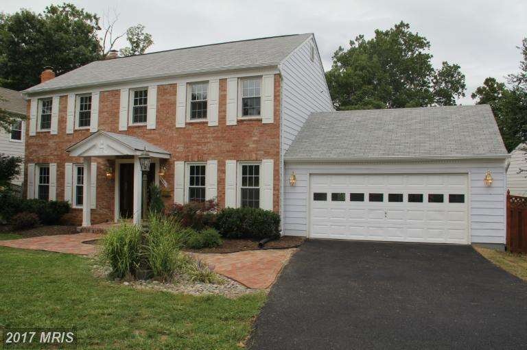 5826 Glen Forest Dr, Falls Church, VA 22041 - photo 1