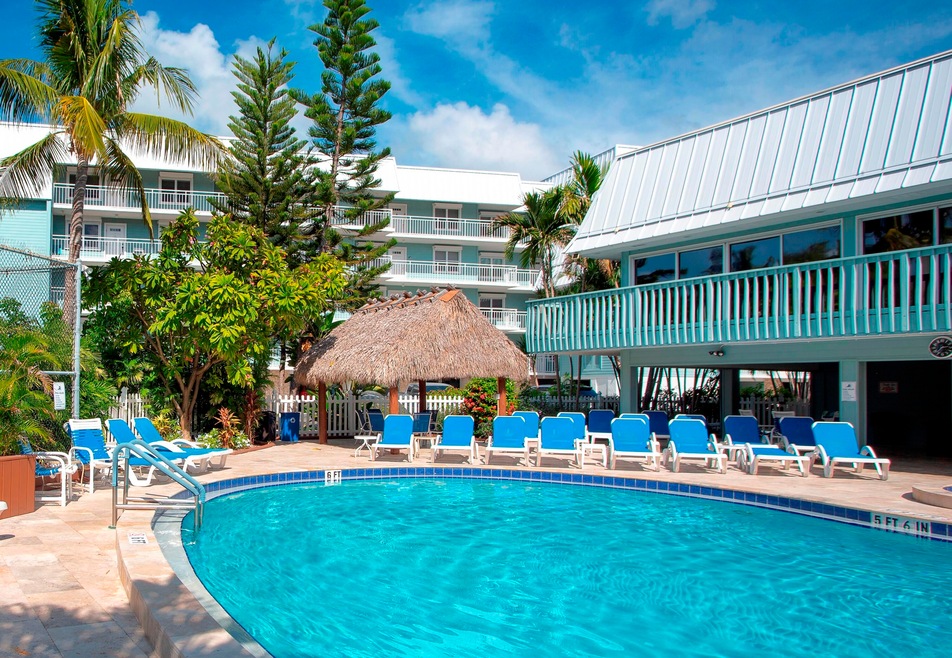 La Brisa Condominiums