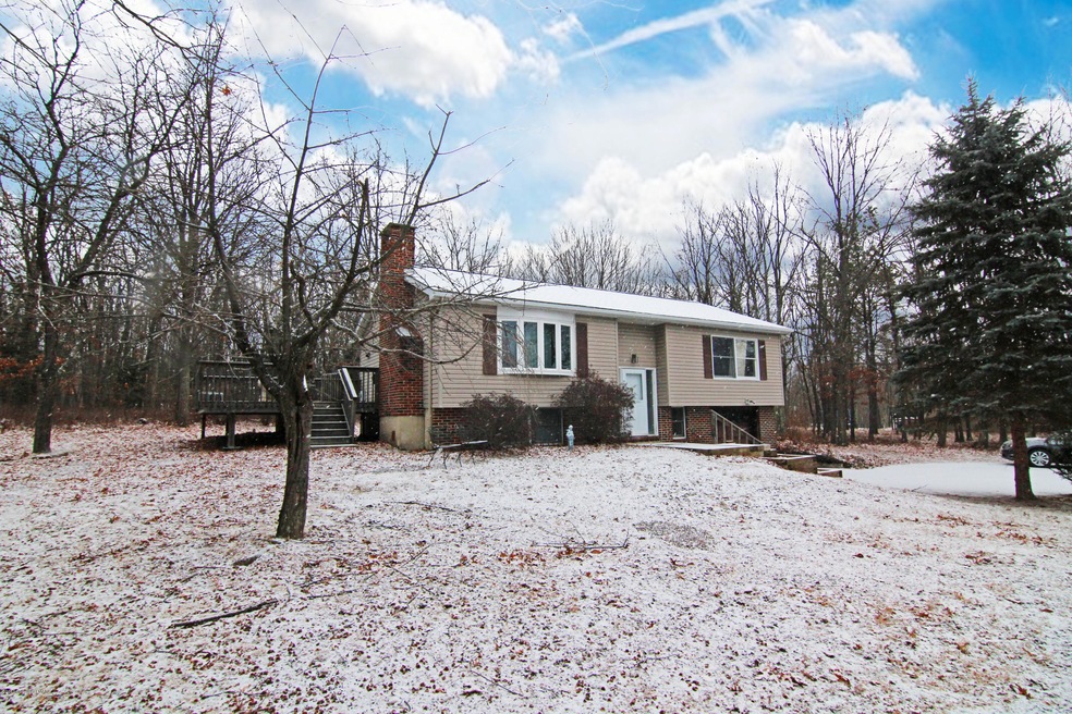 1055 State Rd, Effort, PA 18330 - photo 1