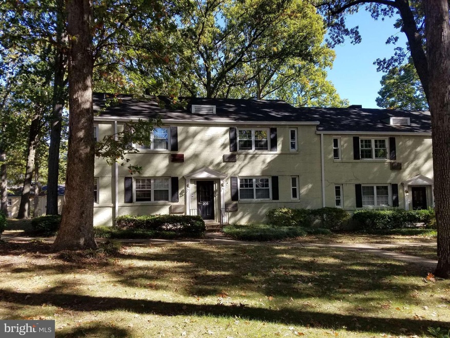 205 N Trenton St unit 2053, Arlington, VA 22203 - photo 1