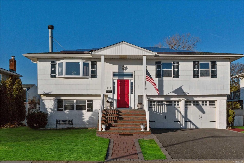 929 Marginal Rd, Lido Beach, NY 11561 - photo 1