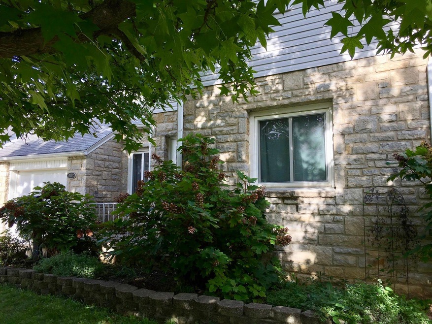 182 Algonquin Front View1