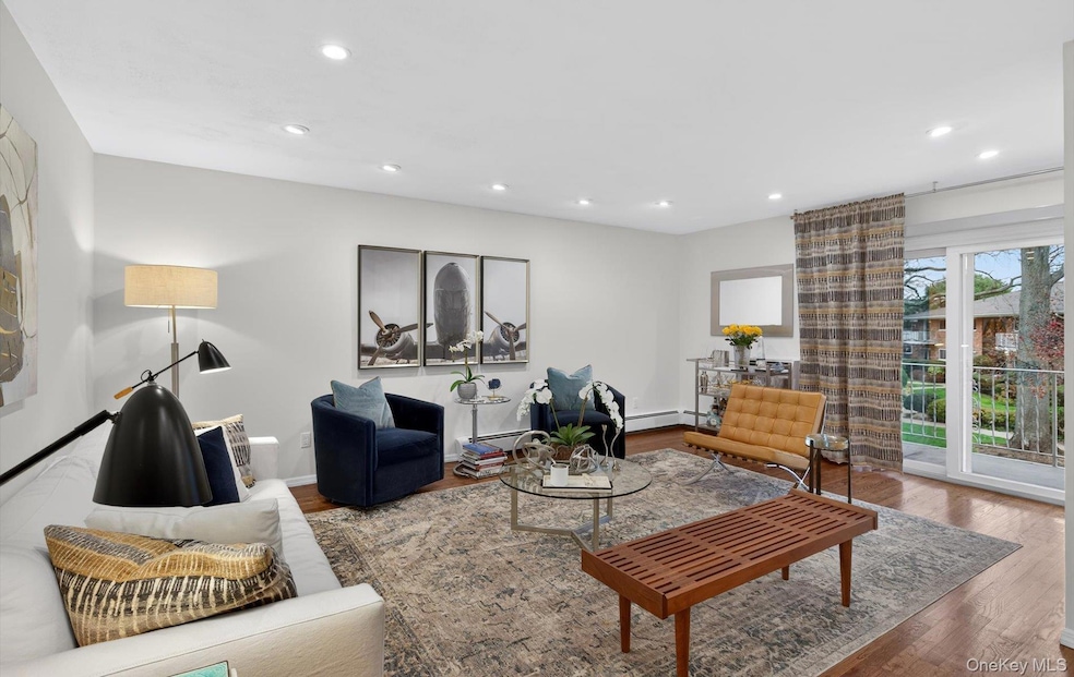 1 Toms Point Ln unit 2A, Port Washington, NY 11050 - photo 1