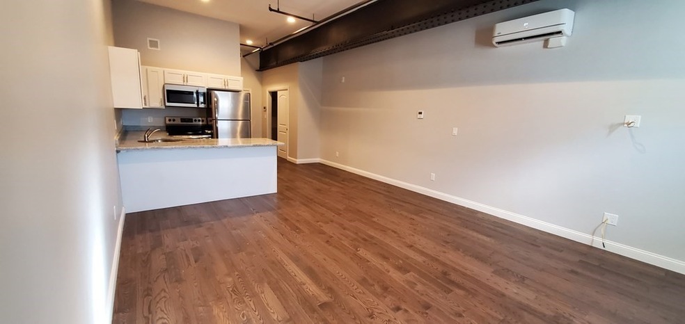 1 Main St unit 207, Peabody, MA 01960 - photo 1