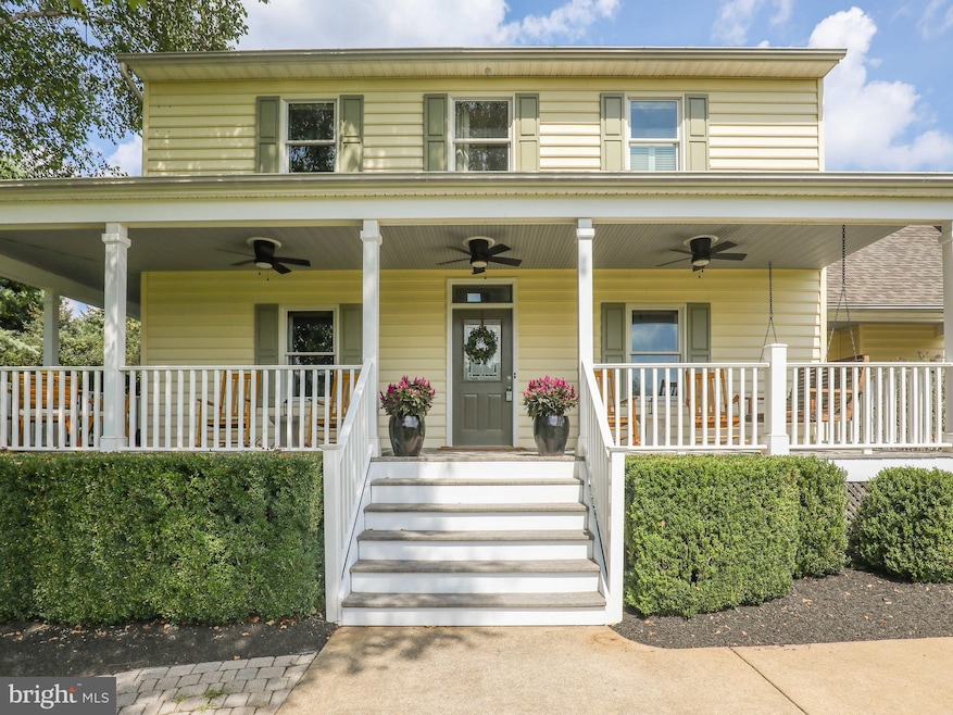 18623 Calumet Ln, Bluemont, VA 20135 - photo 1