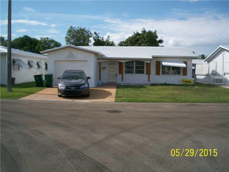 7205 NW 75th Ct, Tamarac, FL 33321 - photo 1