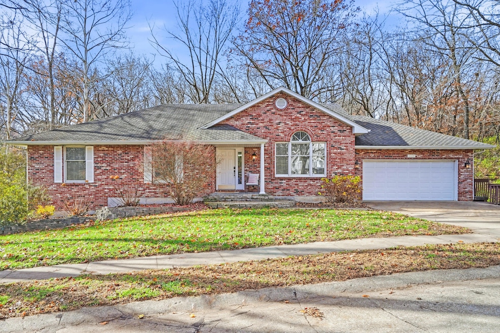 2103 Oakpoint Ct, Columbia, MO 65203 - photo 1