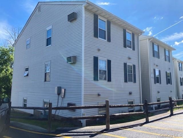 21 Lexington Hill unit 7, Harriman, NY 10926 - photo 1