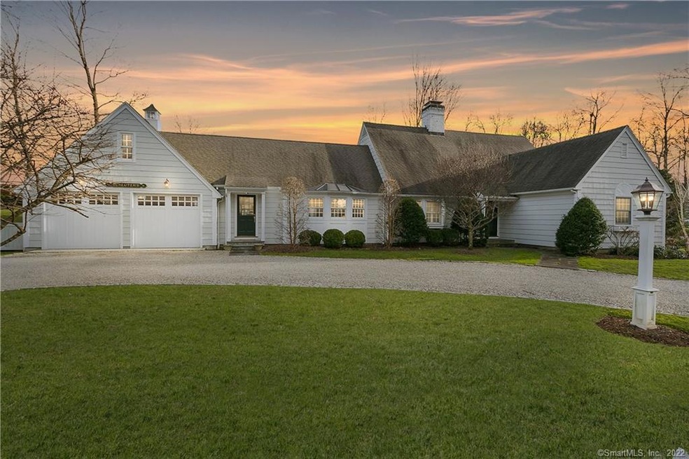 9 Christmas Tree Ln, Southport, CT 06890 - photo 1