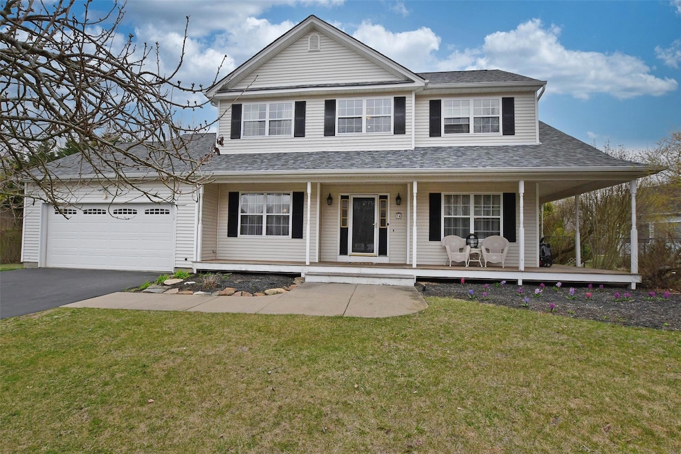 Sold $699,999 • Co-Listing Agent