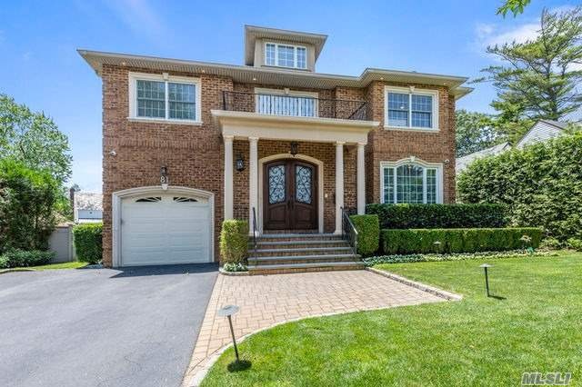 81 Sealy Dr, Lawrence, NY 11559 - photo 1