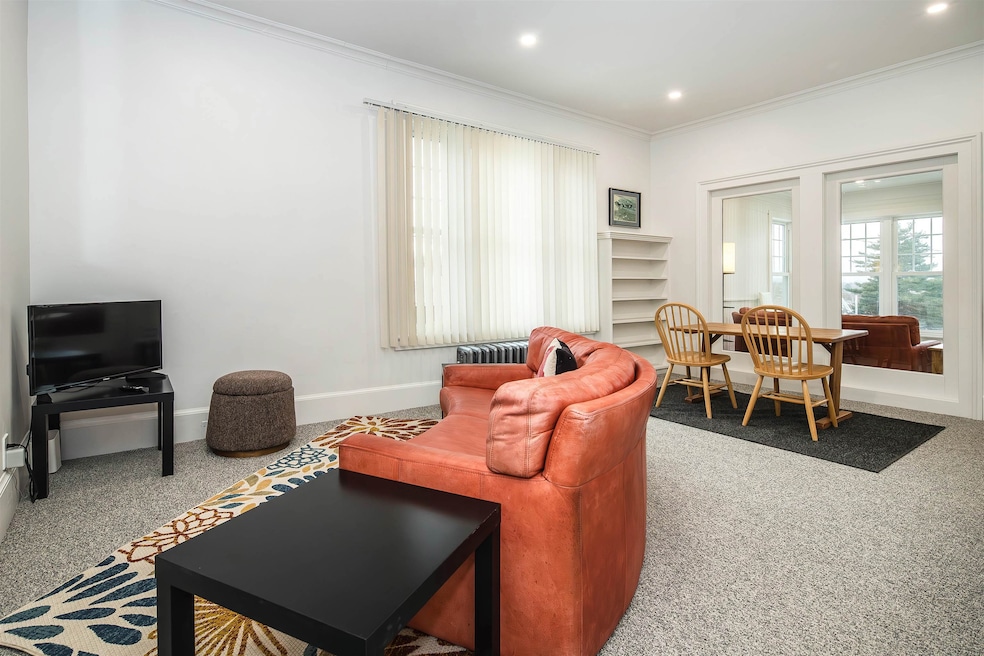 71 N Main St unit 1, Rutland, VT 05701 - photo 1