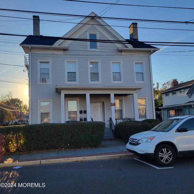 38 Main St unit . 4, Keyport, NJ 07735 - photo 1