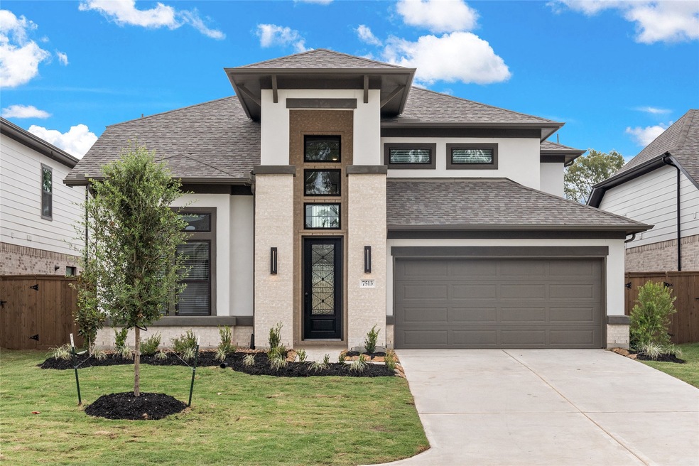 Beautiful modern front elevation The Heidelberg