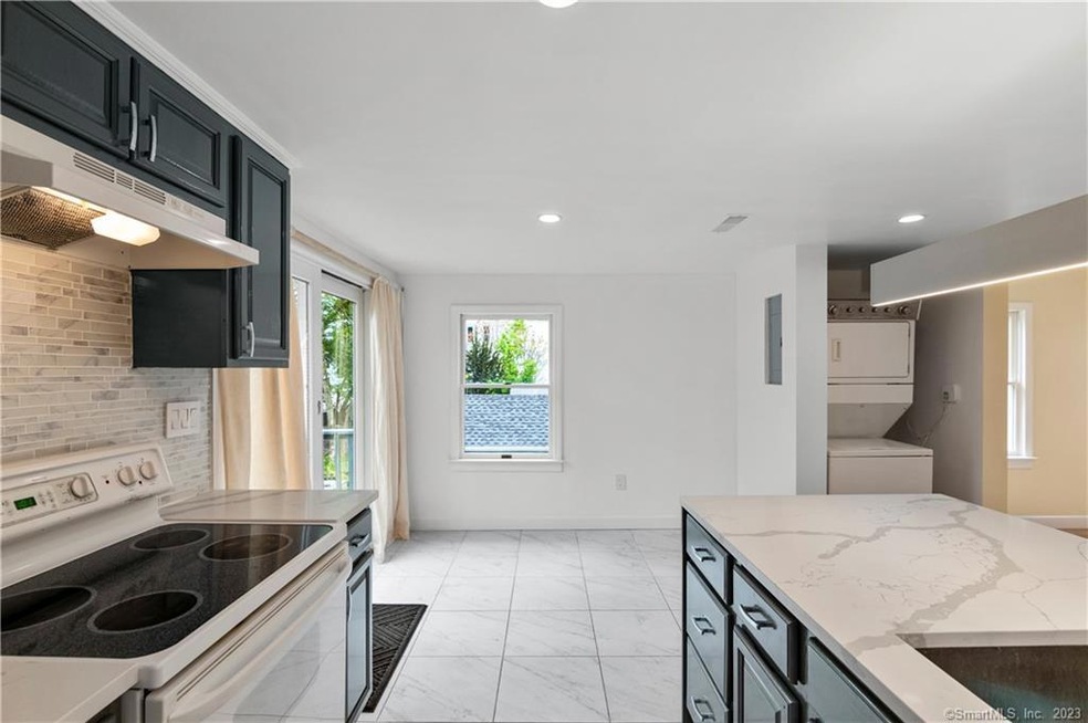 30 Pierpont St unit 2, New Haven, CT 06513 - photo 1