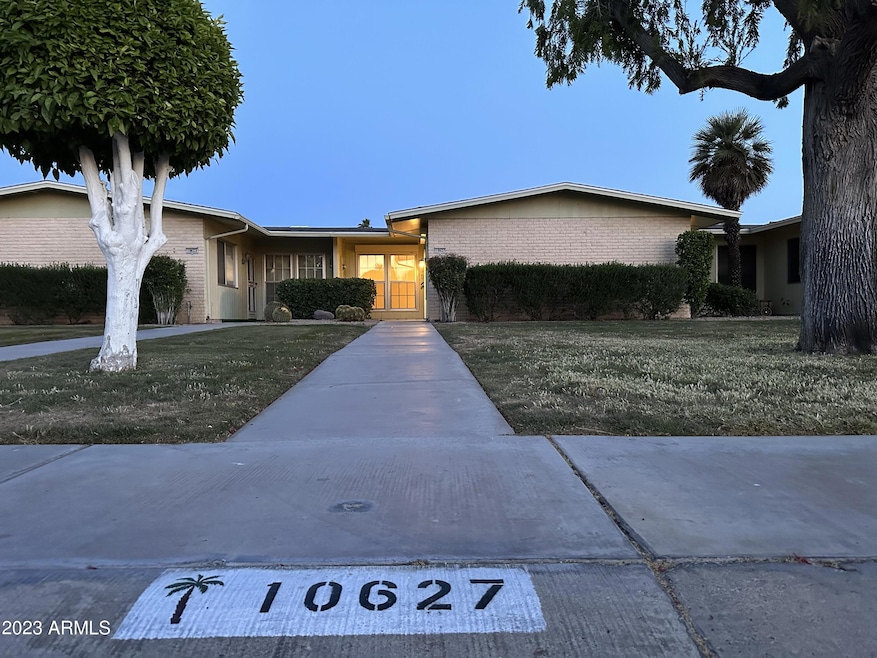 10627 W Highwood Ln, Sun City, AZ 85373 - photo 1