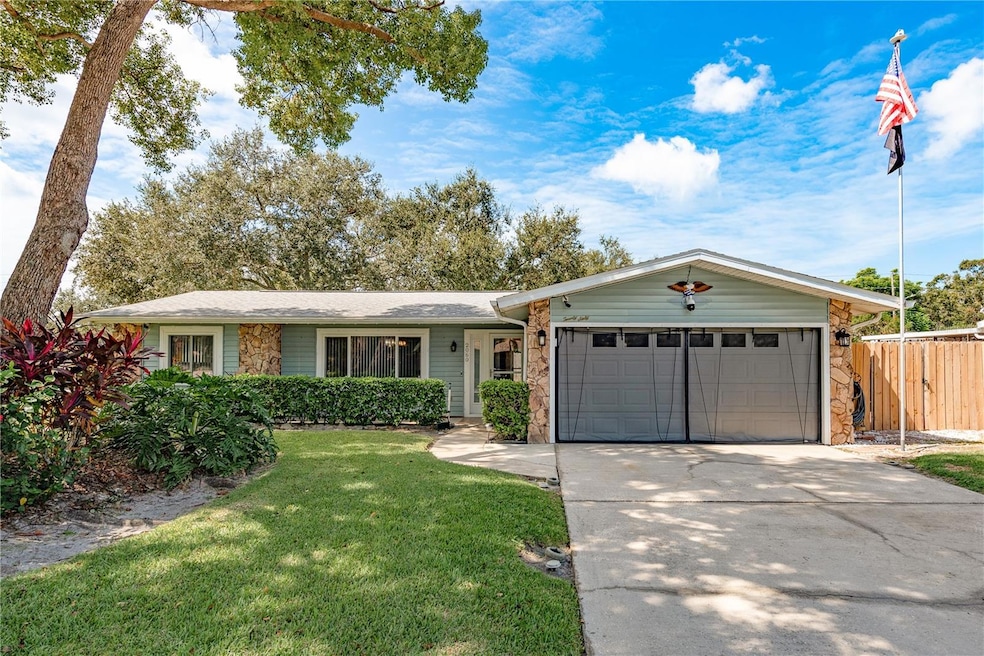 For Sale $440,900 • Co-Listing Agent