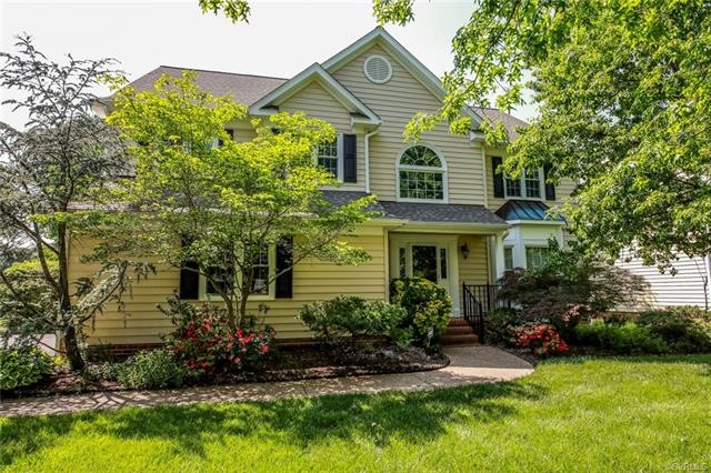 12137 Manor Park Dr, Glen Allen, VA 23059 - photo 1