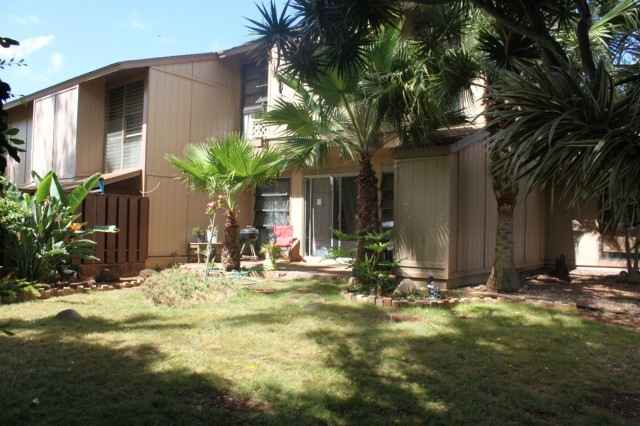Tons of room in the backyard!