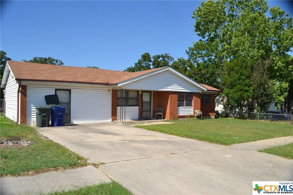 2404 Post Oak Ave, Copperas Cove, TX 76522 - photo 1