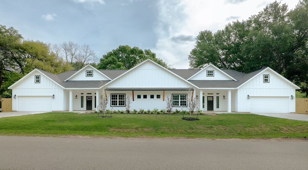 405 North Chestnut S Foster St unit B, Tomball, TX 77375 - photo 1