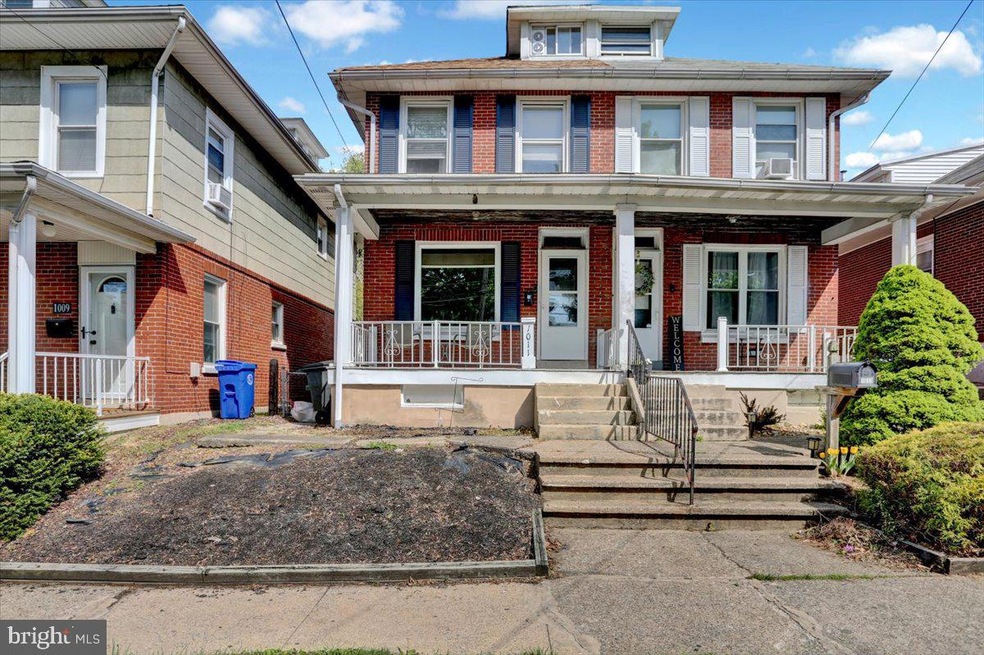 1011 E Bellevue Ave, Reading, PA 19605 - photo 1