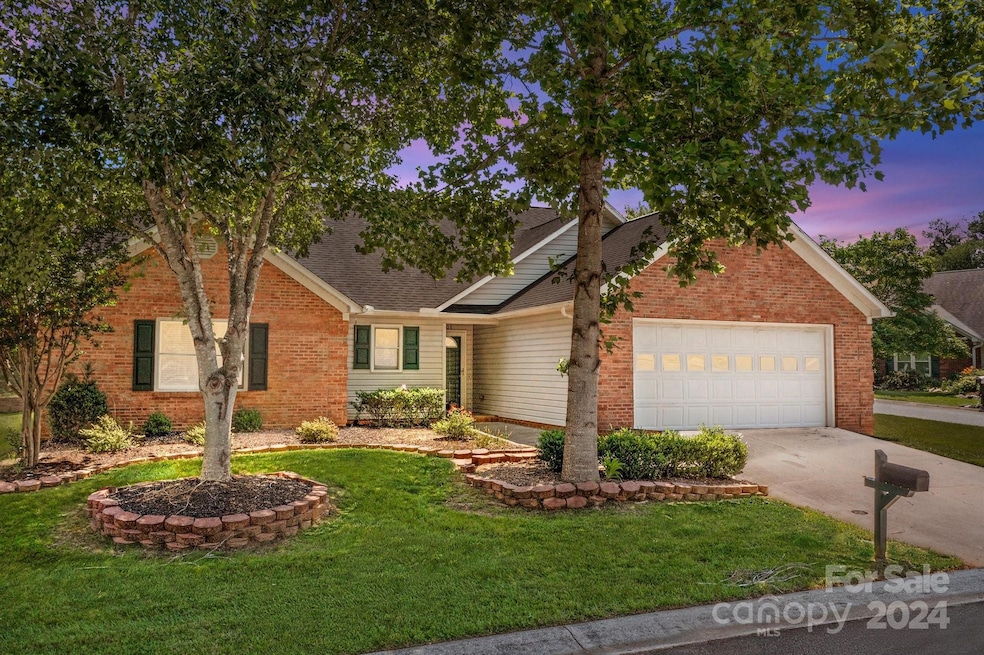 603 Hidden Creek Cir, Salisbury, NC 28147 - photo 1