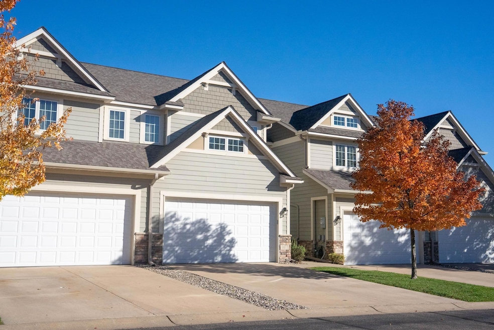 1077 Provence Ln, Waconia, MN 55387 - photo 1