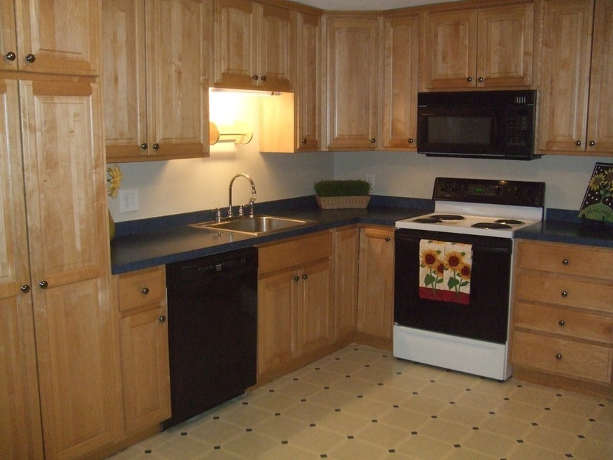 89 Pleasant St unit D7, Medfield, MA 02052 - photo 1