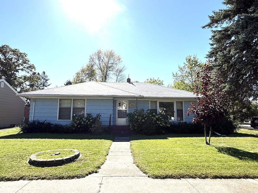 402 3rd St NE, Fosston, MN 56542 - photo 1