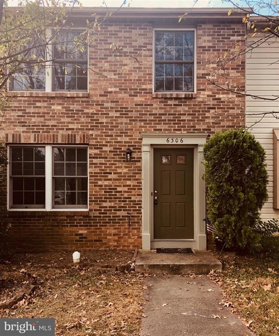 6306 Betsy Ross Ct, Centreville, VA 20121 - photo 1