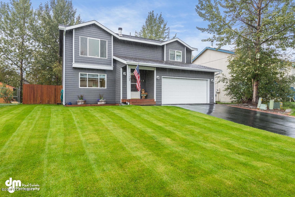 Exterior_2193-SMALL