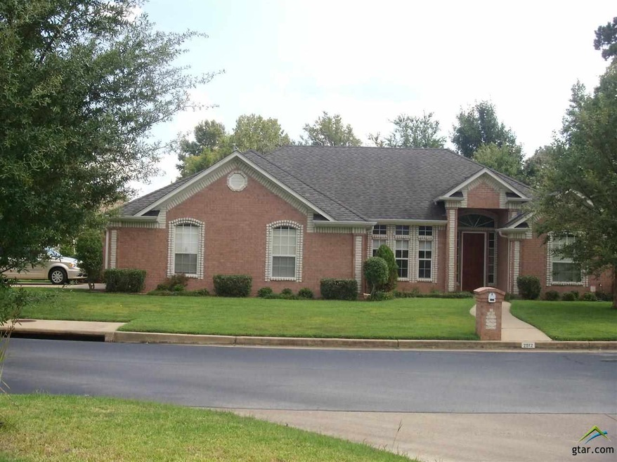 2912 Gloucester Dr, Tyler, TX 75707 - photo 1