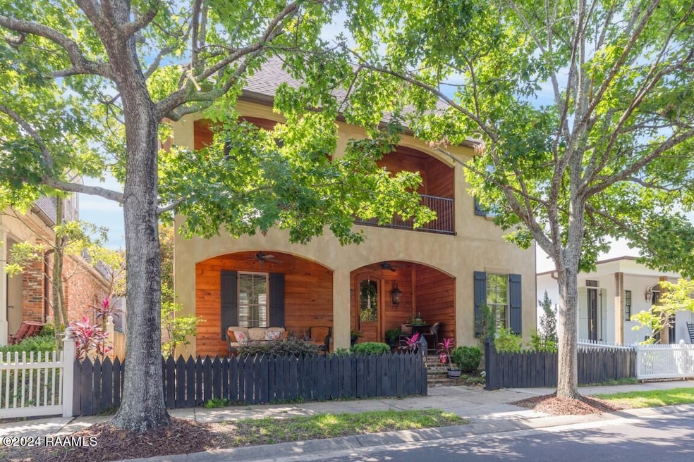 105 Roswell Crossing-1