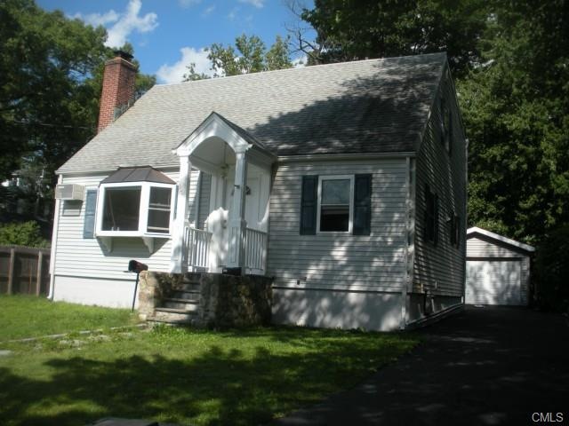 122 van Buskirk Ave unit 2, Stamford, CT 06902 - photo 1