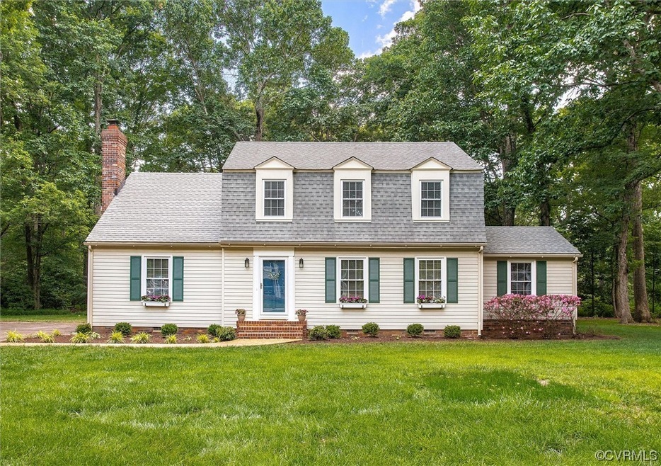 11911 Fairlington Ln, Midlothian, VA 23113 - photo 1