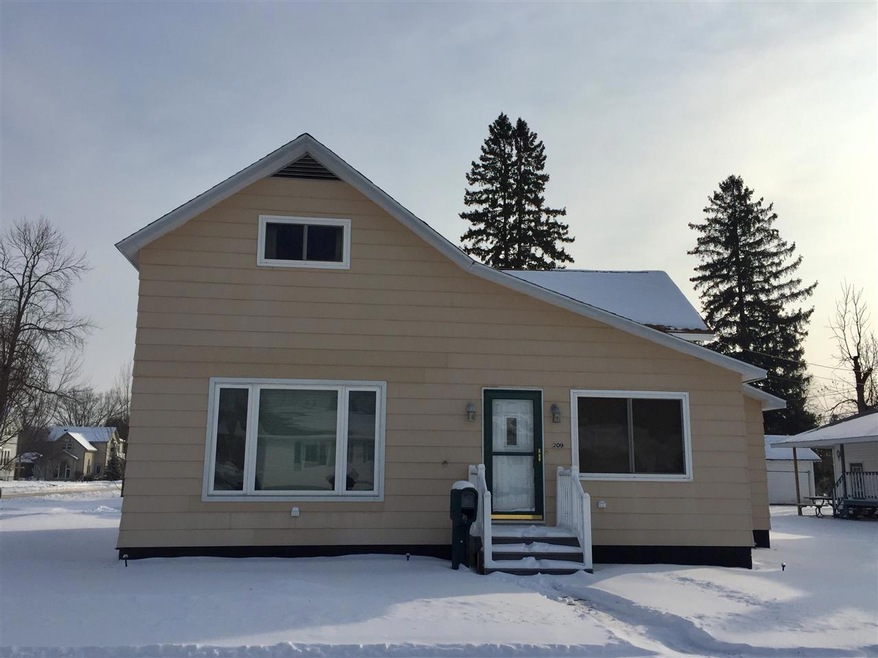 209 Lake St, Merrill, WI 54452 - photo 1