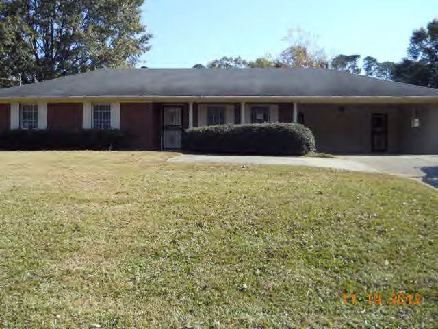 510 Marion Ave, McComb, MS 39648 - photo 1