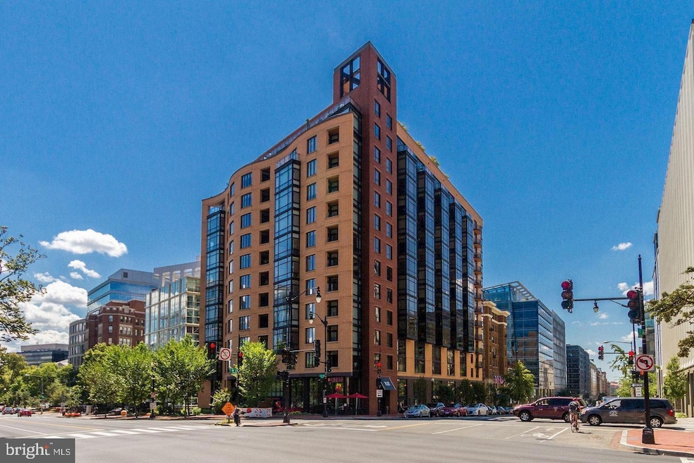1010 Massachusetts Ave NW unit 810, Washington, DC 20001 - photo 1