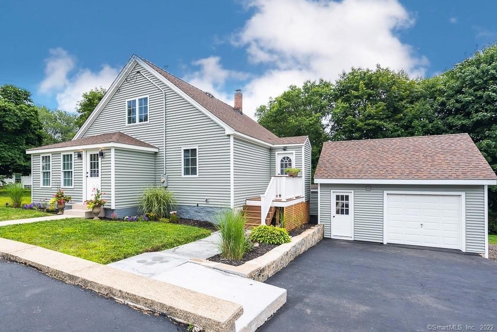 75 Olive St, Waterford, CT 06385 - photo 1