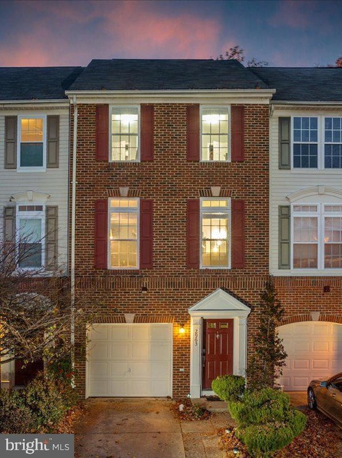 2963 Huntington Grove Square, Alexandria, VA 22306 - photo 1