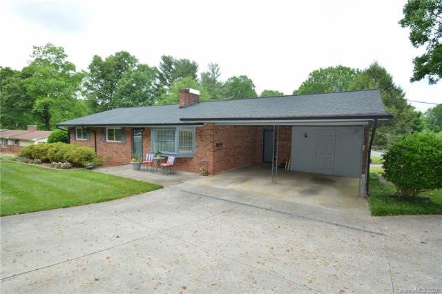 705 Oakdale Dr, Statesville, NC 28677 - photo 1