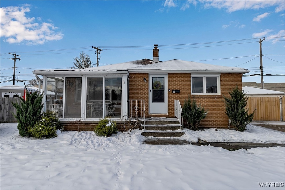 5 Nadine Dr, Buffalo, NY 14225 - photo 1