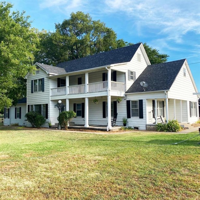 1505 E Fm 120, Denison, TX 75021 - photo 1