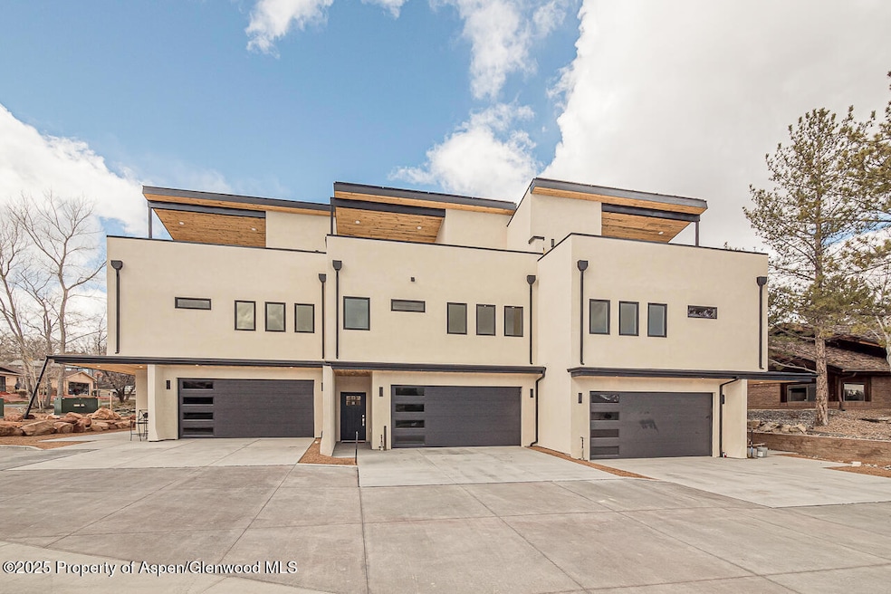 2398 Ridge Circle Dr unit C, Grand Junction, CO 81507 - photo 1