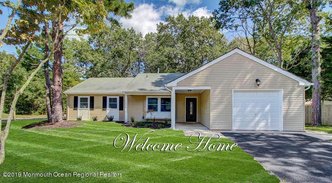 1 Spruce Cir S Barnegat NJ-small-004-036