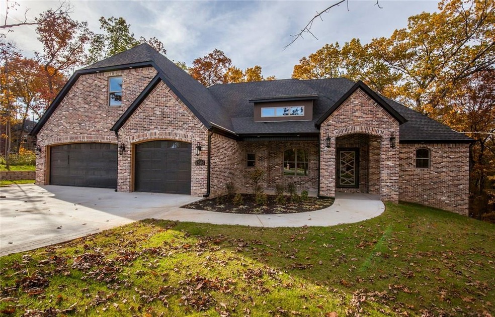 1505 Dauphine Ct, Centerton, AR 72719 - photo 1