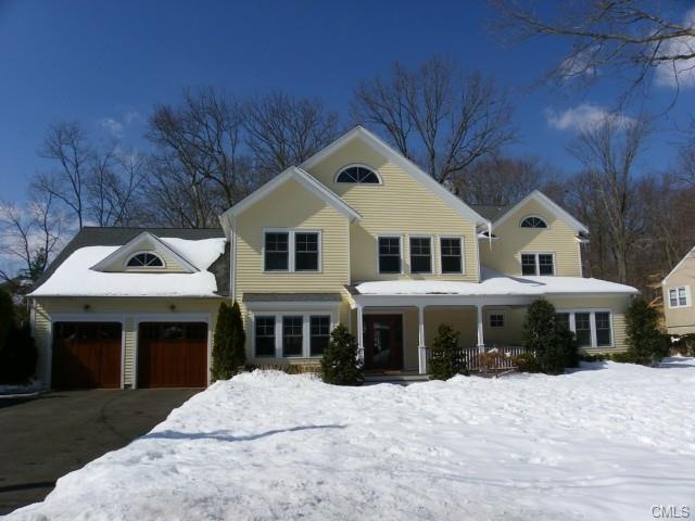 17 Oak Park Ave, Darien, CT 06820 - photo 1